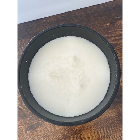 Leoben Co Man Cave Scented Candle 24oz Masculine Aromas 3-Wick Soy Vegan Wax - Picture 4 of 5